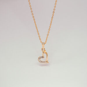 Elegant Heart Pendant Necklace – Rose Gold-Plated with Crystal Accents