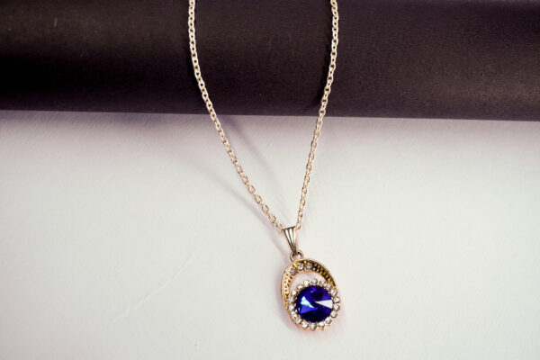 Royal Blue Crystal Pendant Necklace – Gold-Tone Elegance