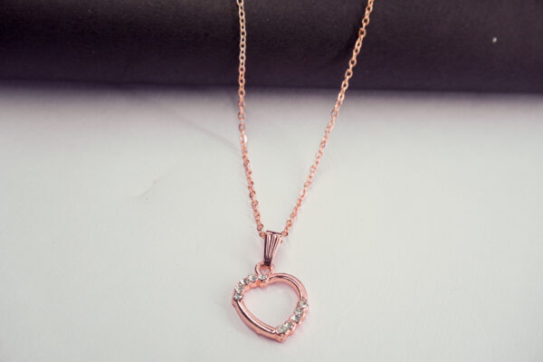 Elegant Rose Gold Heart Pendant Necklace